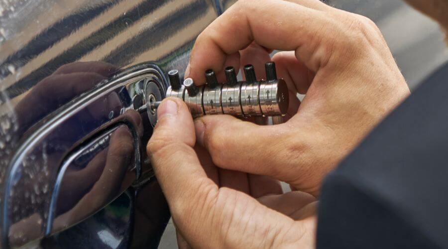 Professional gutter cleaning in West Lebanon, NH